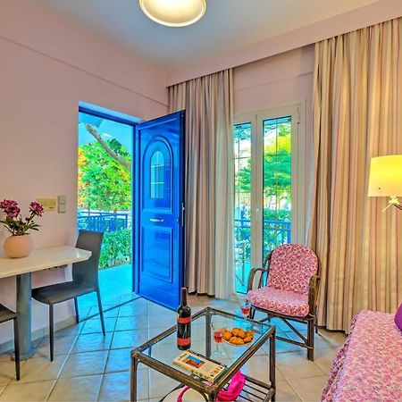 Heraklion Beach Hideaway Explore, Relax, Repeat-3 Gazi Bagian luar foto